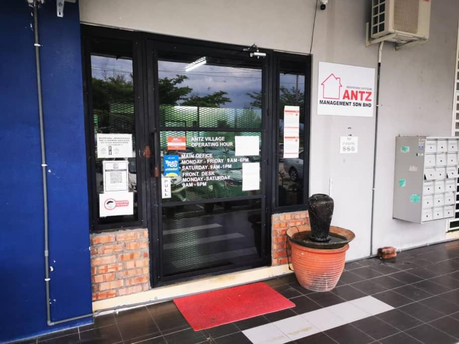 Antz Village Studio Kampar Exterior foto